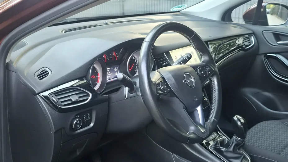 OPEL Astra -