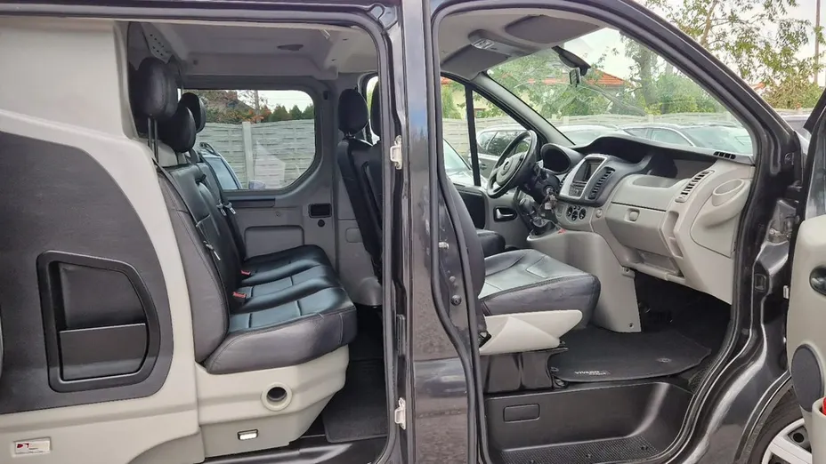 OPEL Vivaro -