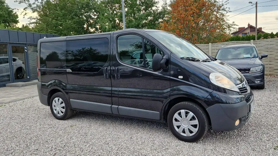 OPEL Vivaro -