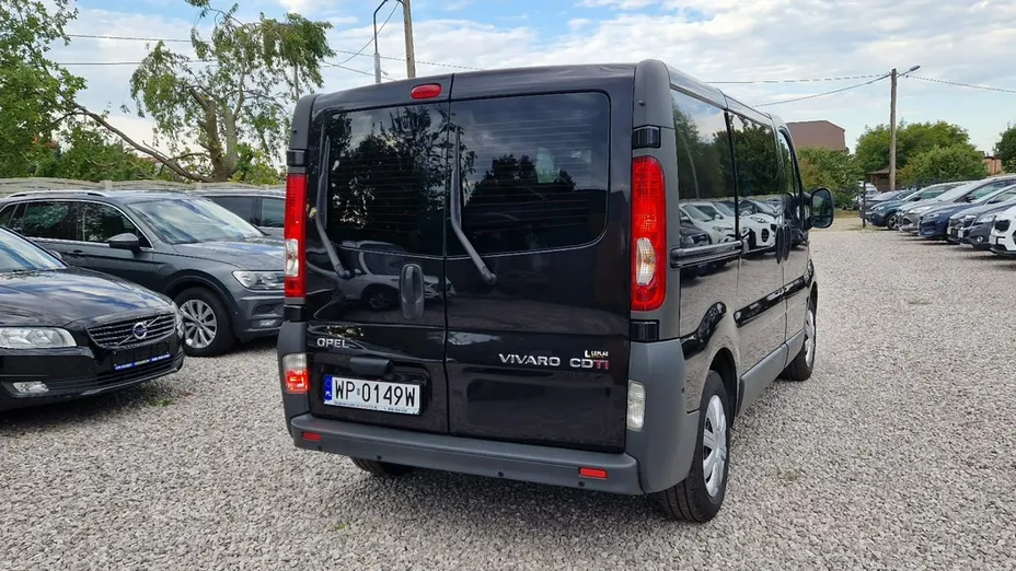 OPEL Vivaro -