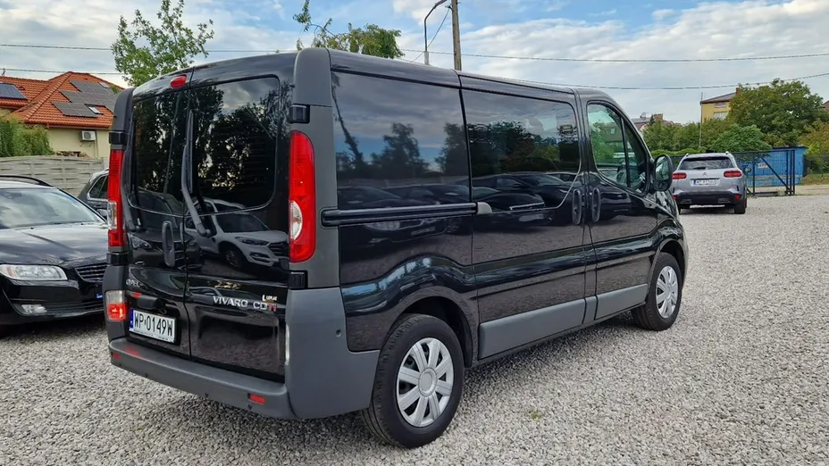 OPEL Vivaro -