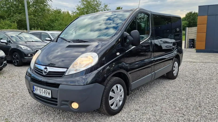 OPEL Vivaro -