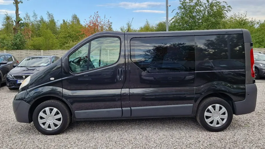 OPEL Vivaro -