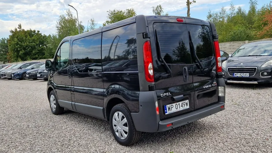OPEL Vivaro -