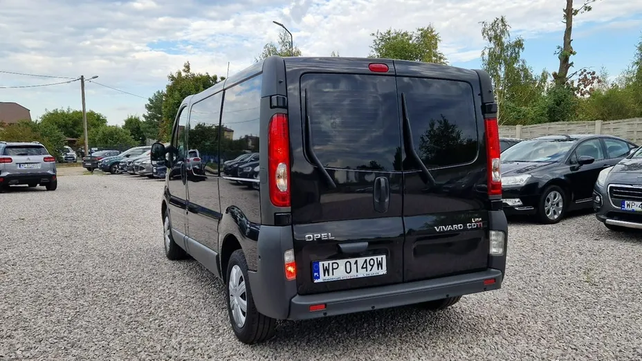 OPEL Vivaro -