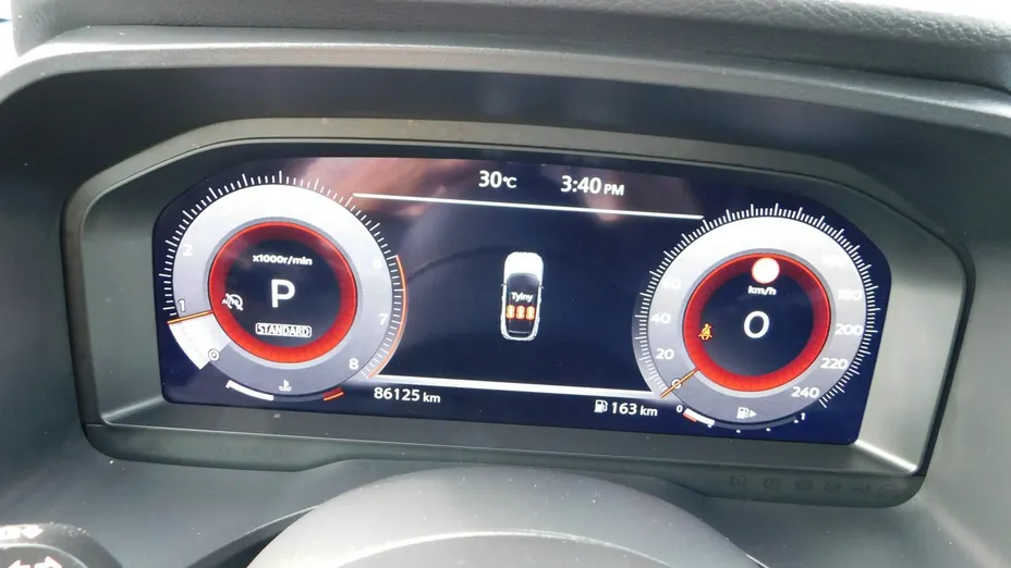 NISSAN Qashqai -