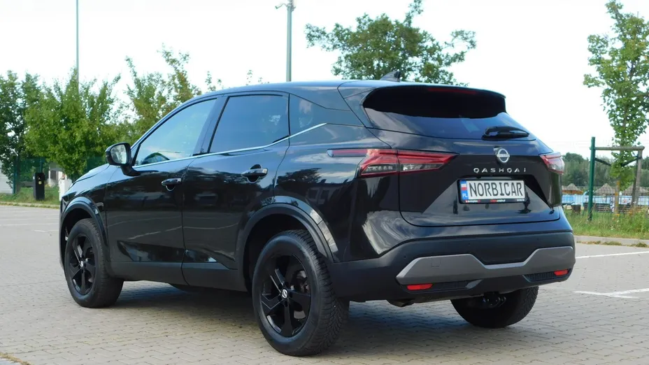 NISSAN Qashqai -