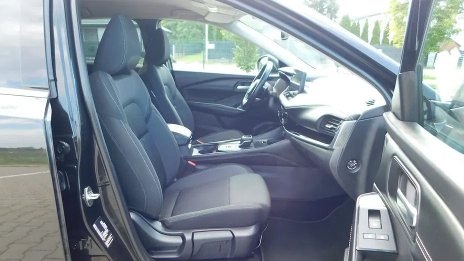 NISSAN Qashqai -