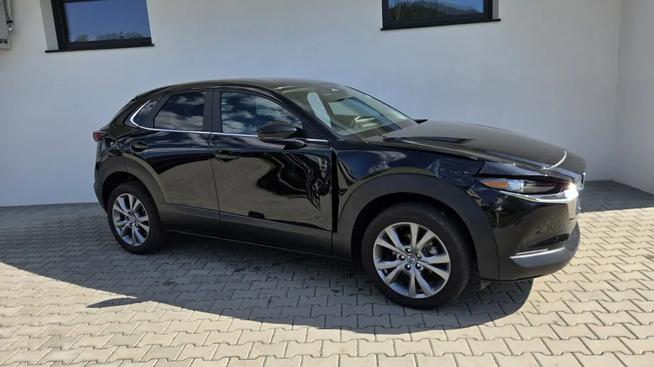 MAZDA CX-30 -