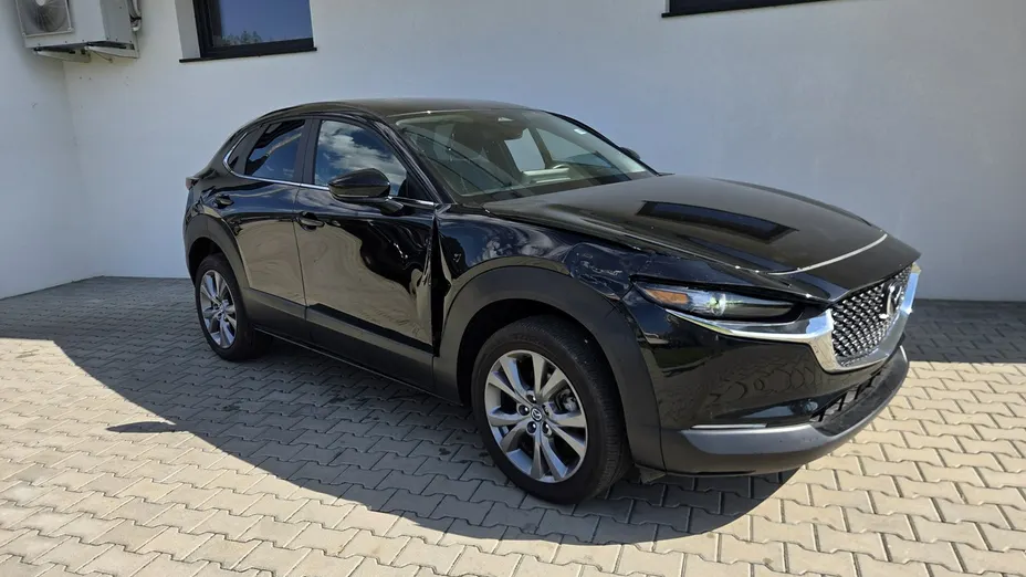 MAZDA CX-30 -