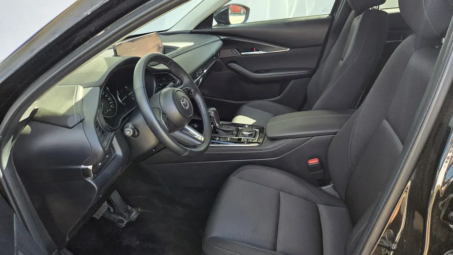 MAZDA CX-30 -