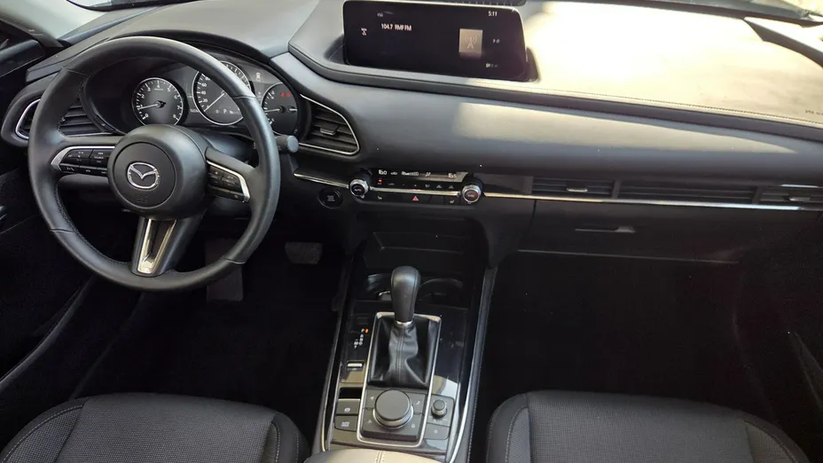 MAZDA CX-30 -