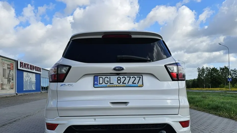FORD Kuga -