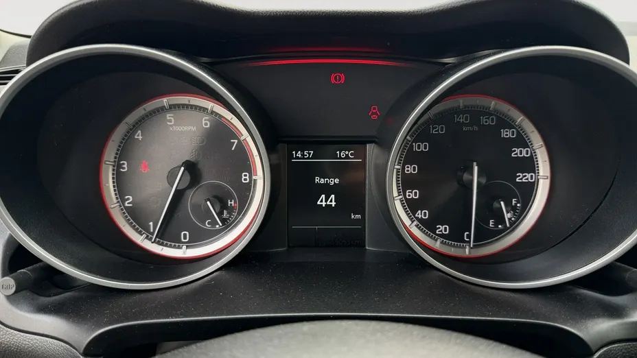 SUZUKI Swift -