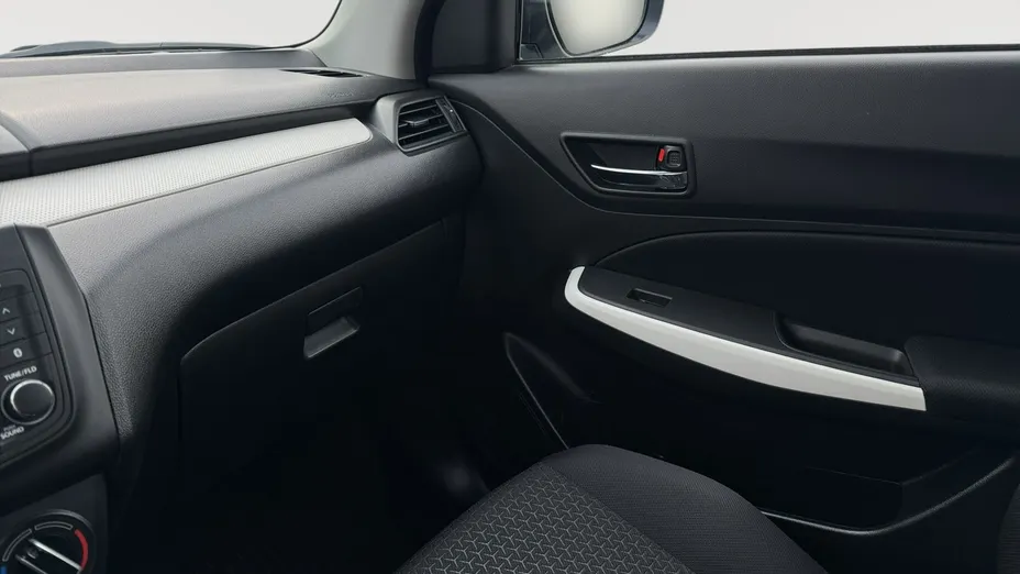 SUZUKI Swift -