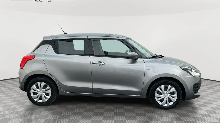 SUZUKI Swift -
