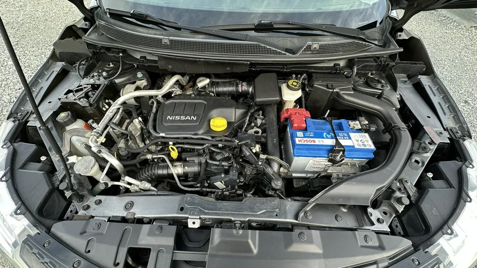 NISSAN Qashqai -