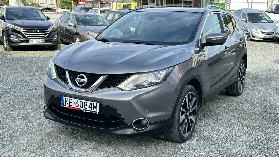 NISSAN Qashqai -