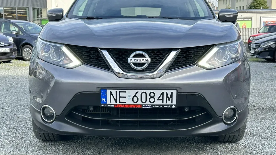 NISSAN Qashqai -