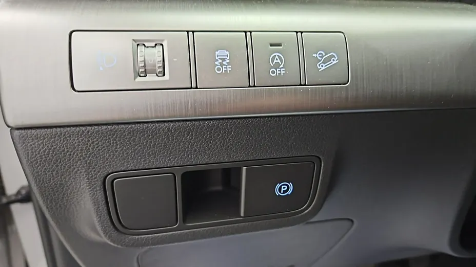 HYUNDAI Kona -
