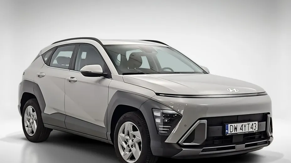 HYUNDAI Kona -
