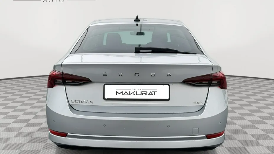 SKODA Octavia -