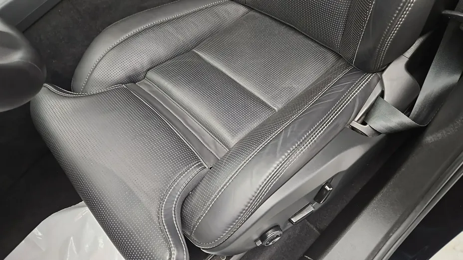 VOLVO XC60 -