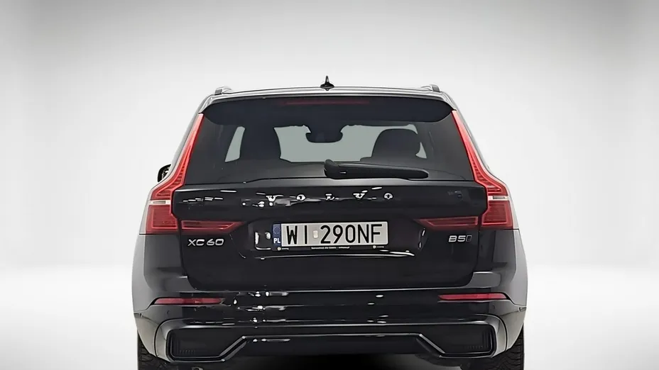 VOLVO XC60 -