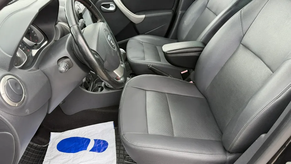 DACIA Duster -