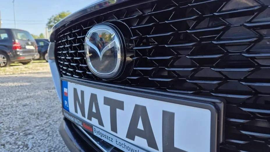 MAZDA 3 -