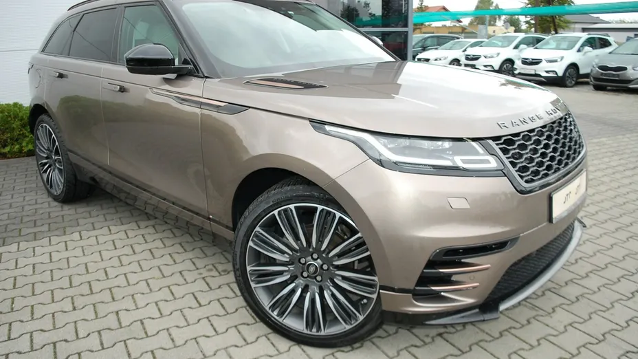 LAND ROVER Range Rover Velar -