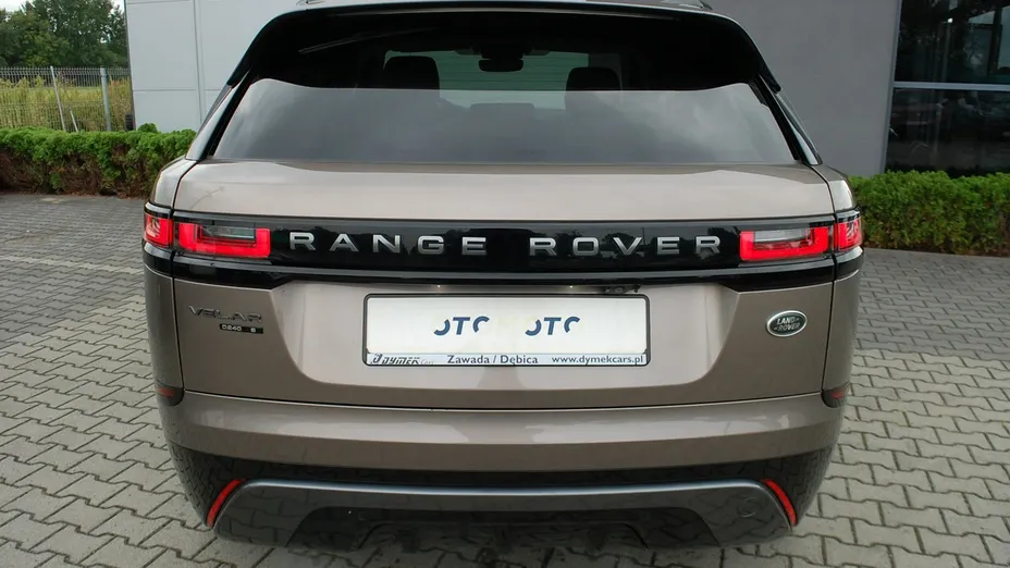 LAND ROVER Range Rover Velar -