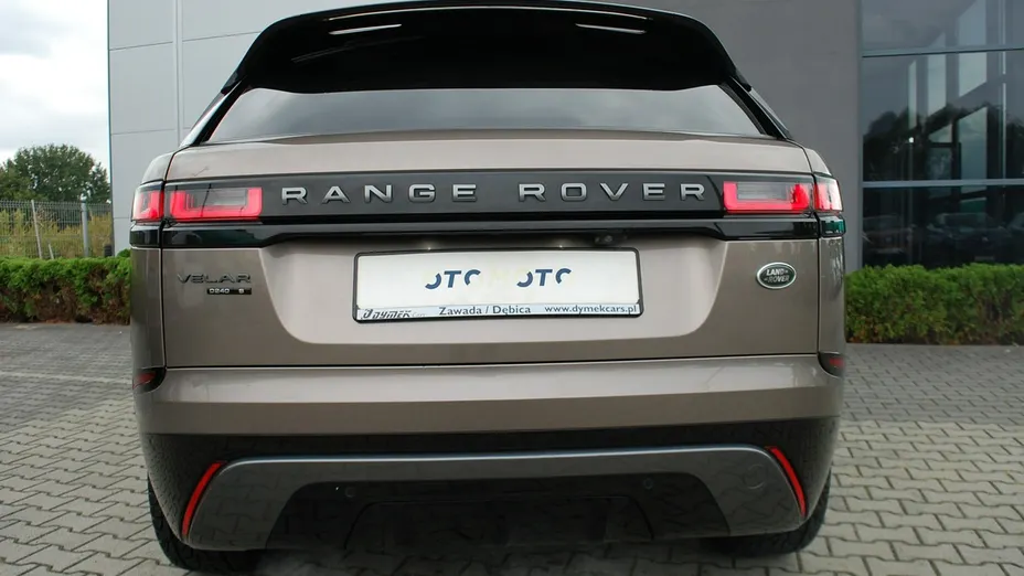 LAND ROVER Range Rover Velar -