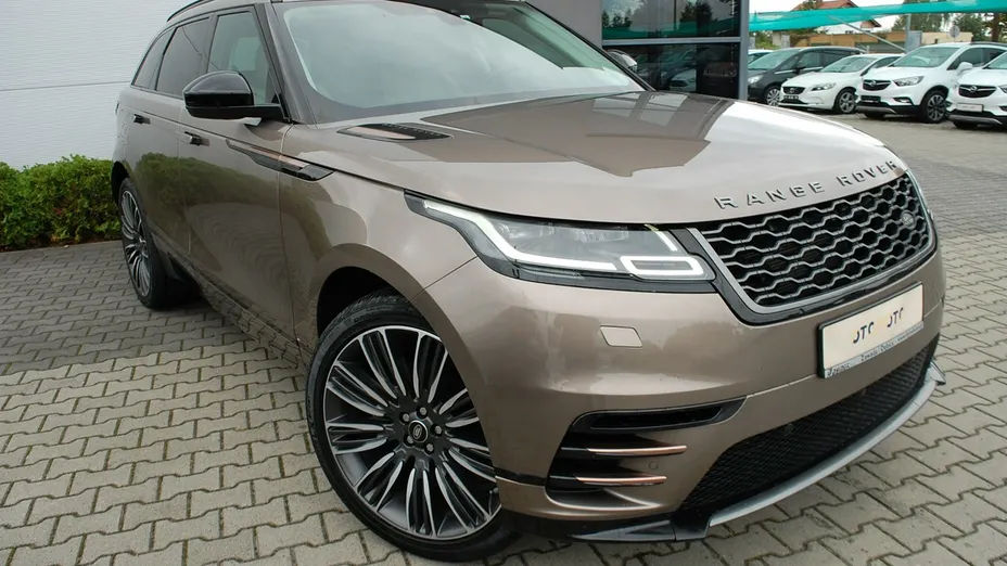 LAND ROVER Range Rover Velar -