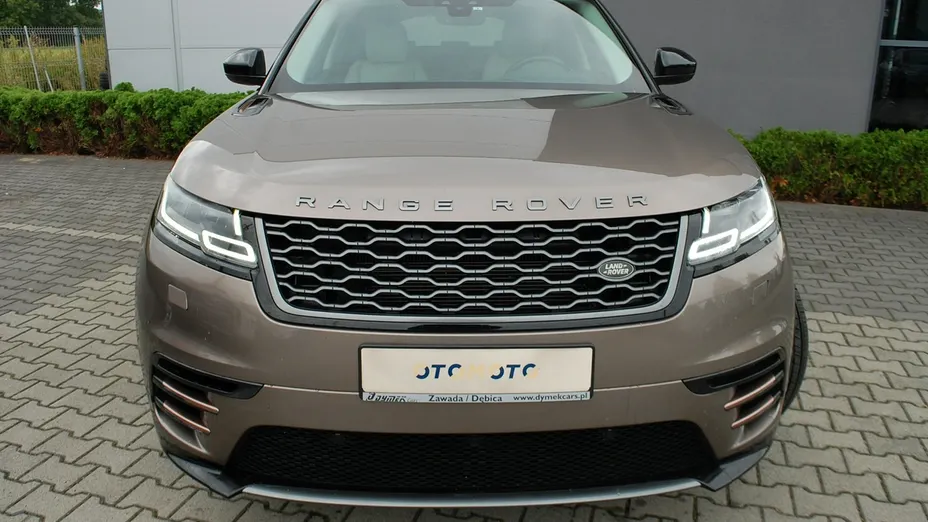 LAND ROVER Range Rover Velar -