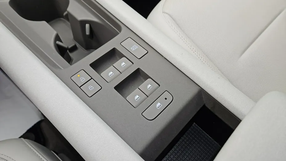 HYUNDAI Ioniq 6 -