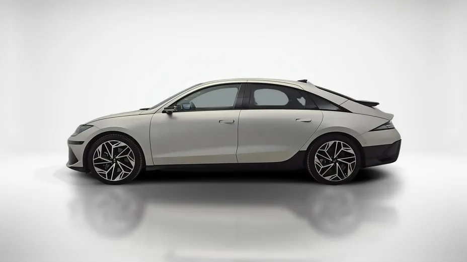 HYUNDAI Ioniq 6 -