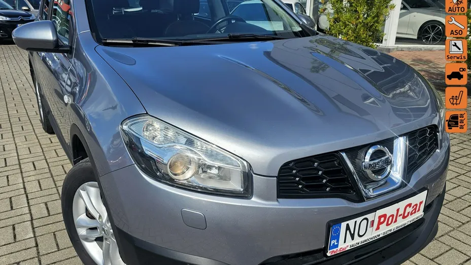 NISSAN Qashqai -