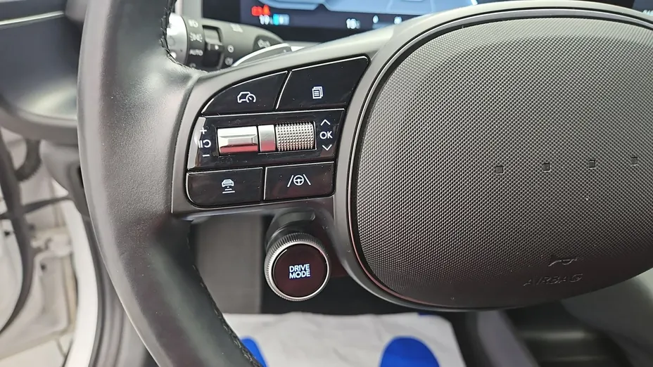 HYUNDAI Ioniq 6 -