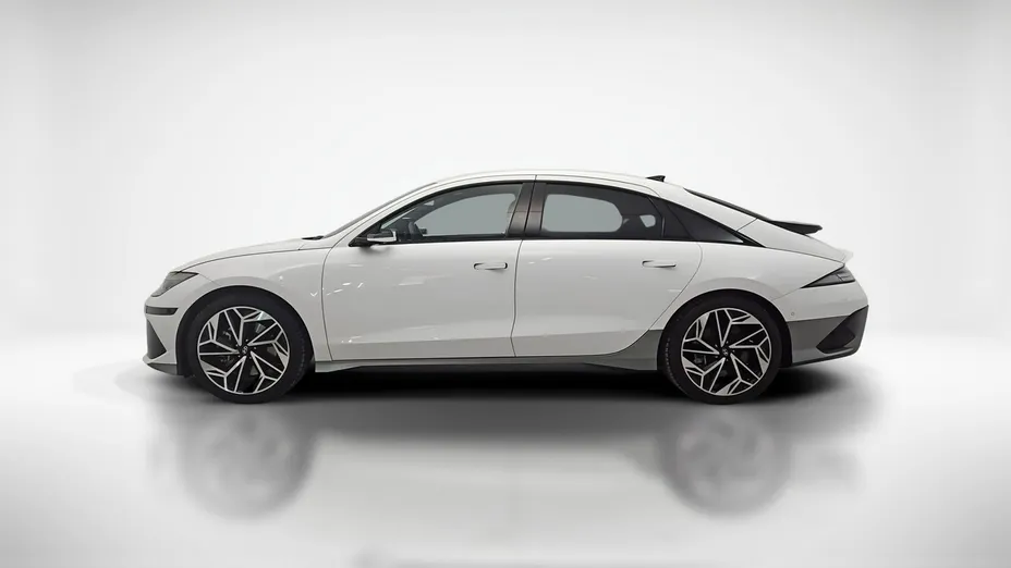 HYUNDAI Ioniq 6 -