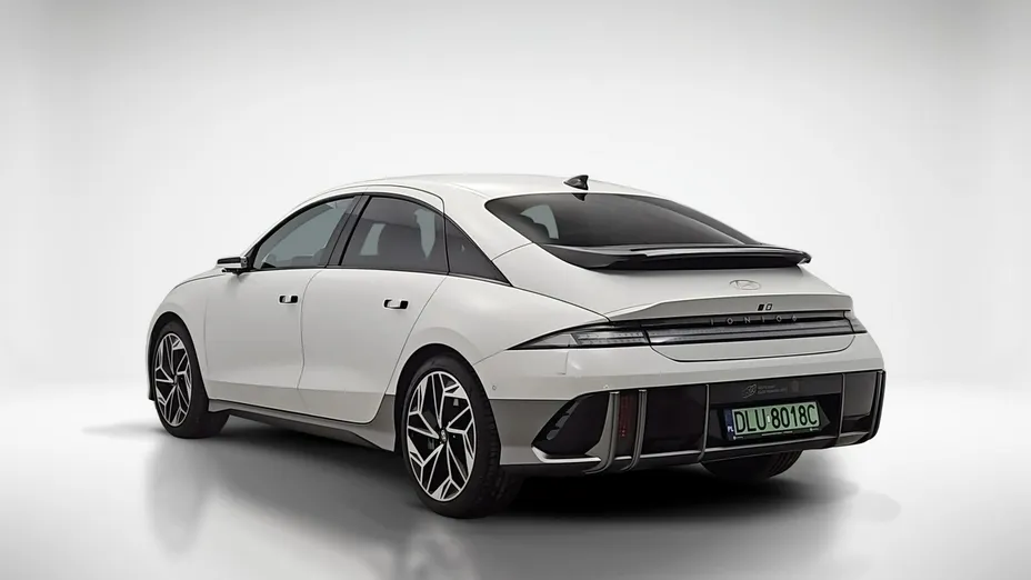 HYUNDAI Ioniq 6 -