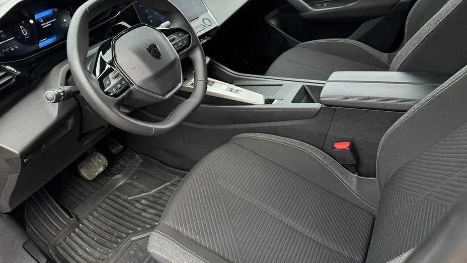 PEUGEOT 308 -