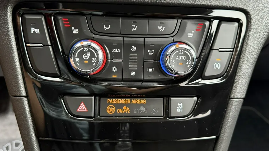 OPEL Mokka -