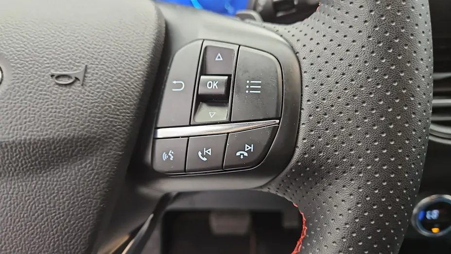 FORD Kuga -
