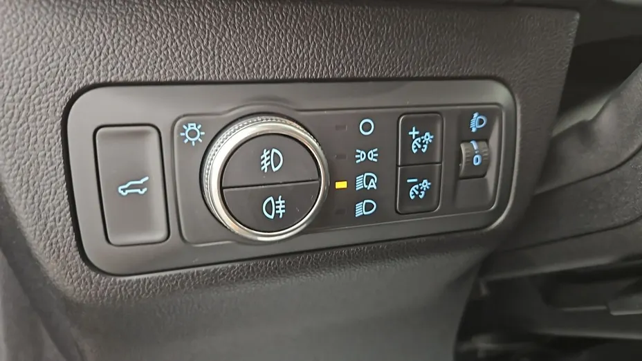 FORD Kuga -