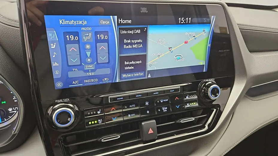 TOYOTA Highlander -