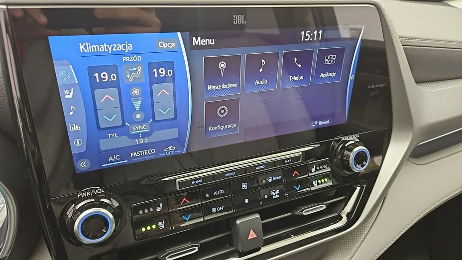 TOYOTA Highlander -