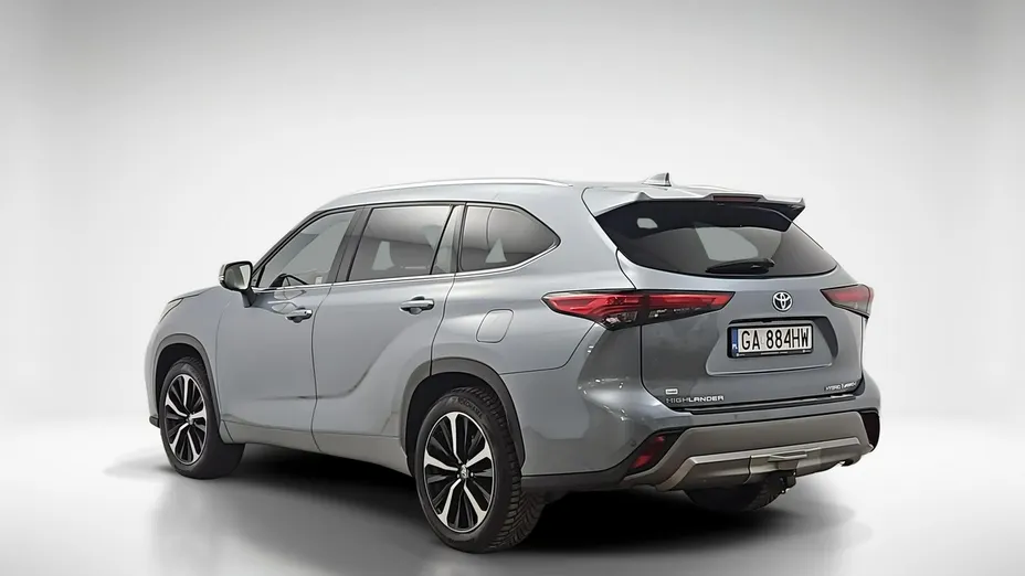 TOYOTA Highlander -