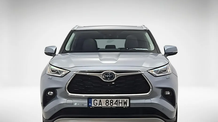 TOYOTA Highlander -