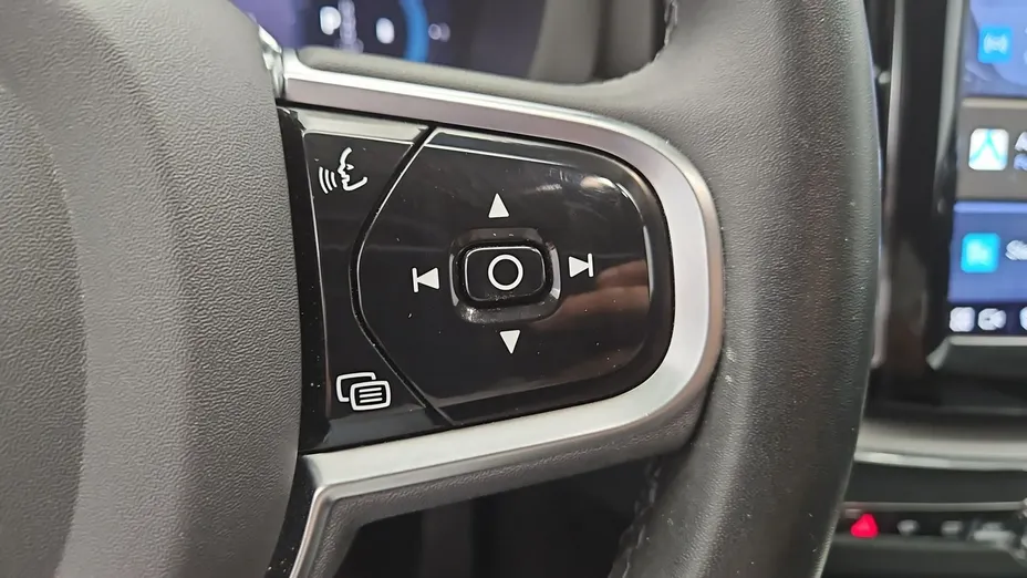 VOLVO XC60 -